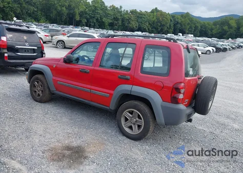 2005 Jeep Liberty Sport z USA, uszkodzony, nr VIN 1J4GL48K95W501910